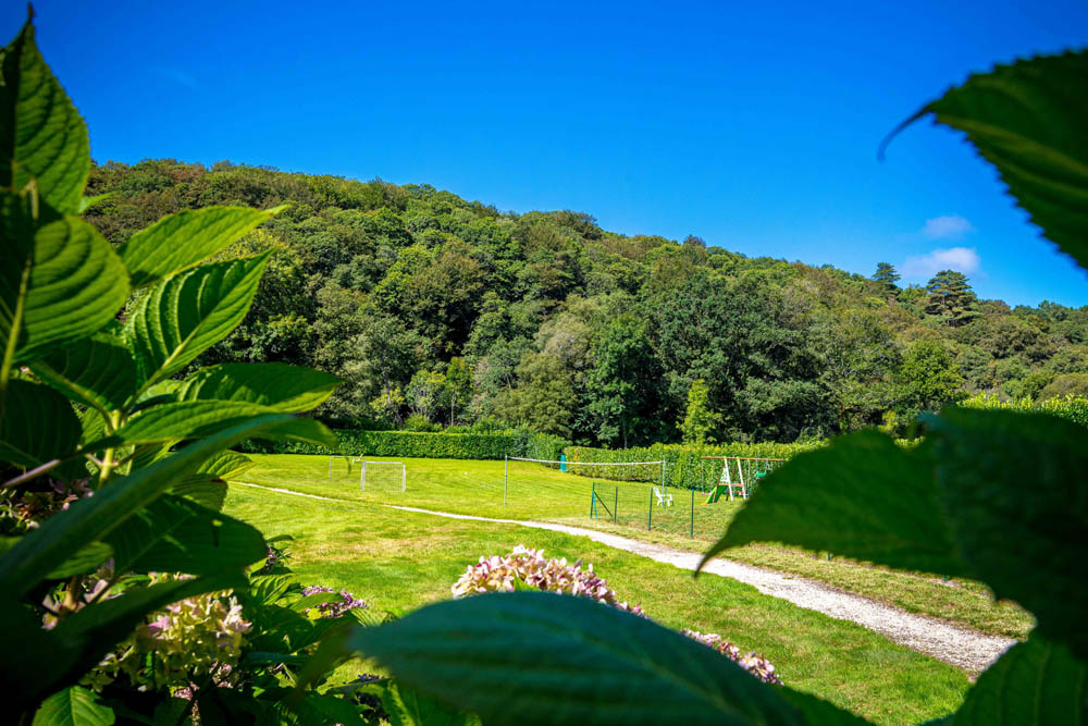 Breton gites with extensive grounds and large play area