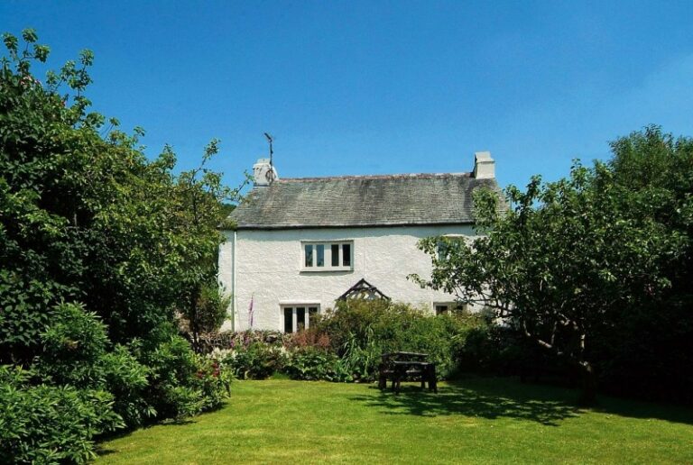 The Farmhouse and private garden