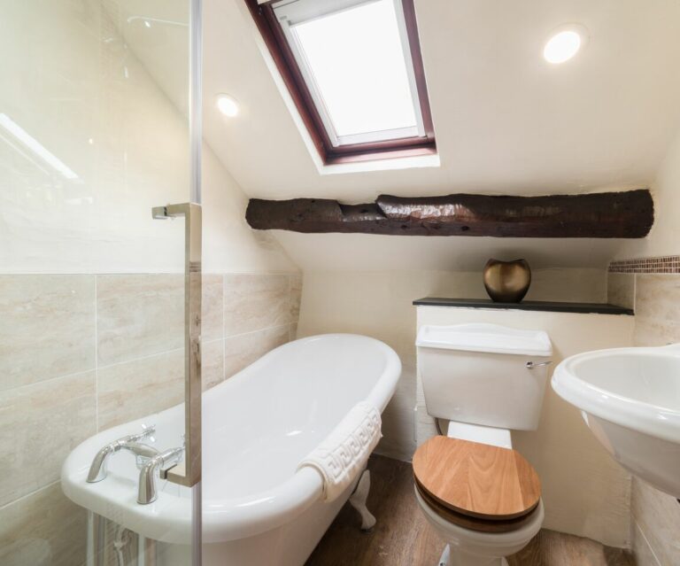 Whillan Beck Stylish New Bathroom in 2018